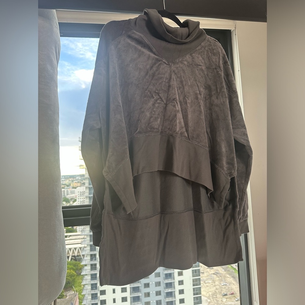 Free People Sweatshirt